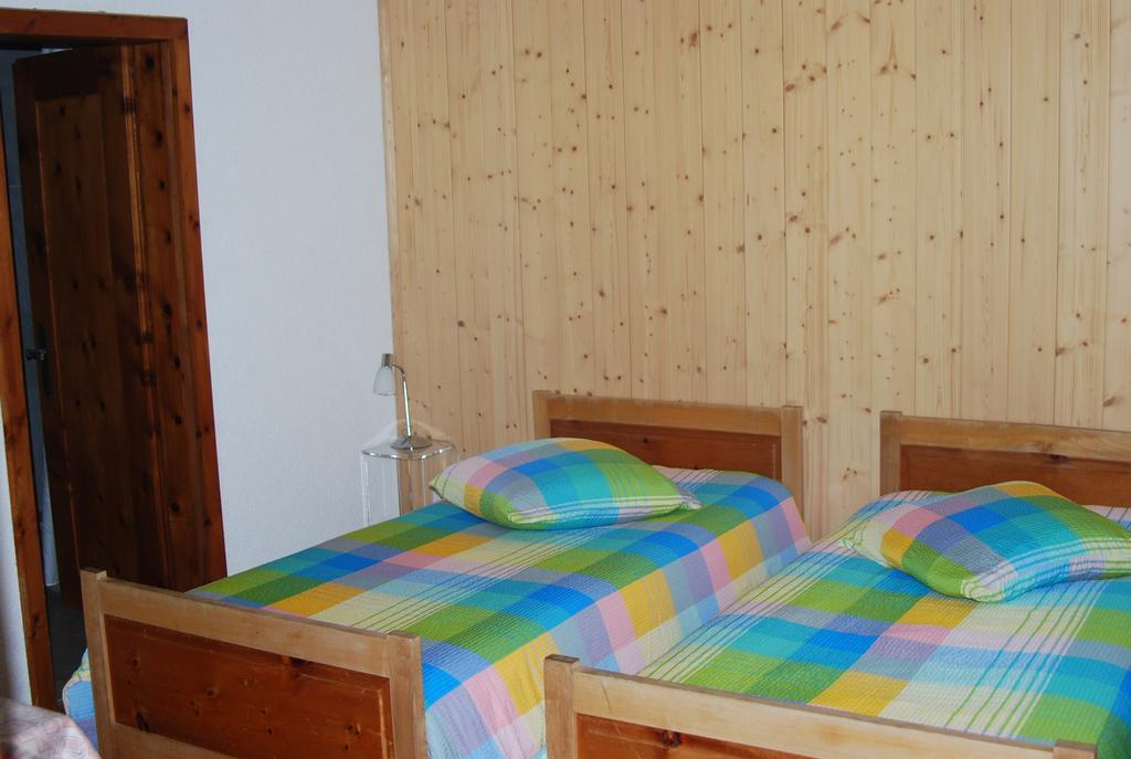 Hotel Restaurant Monte Leone Simplon Habitación foto